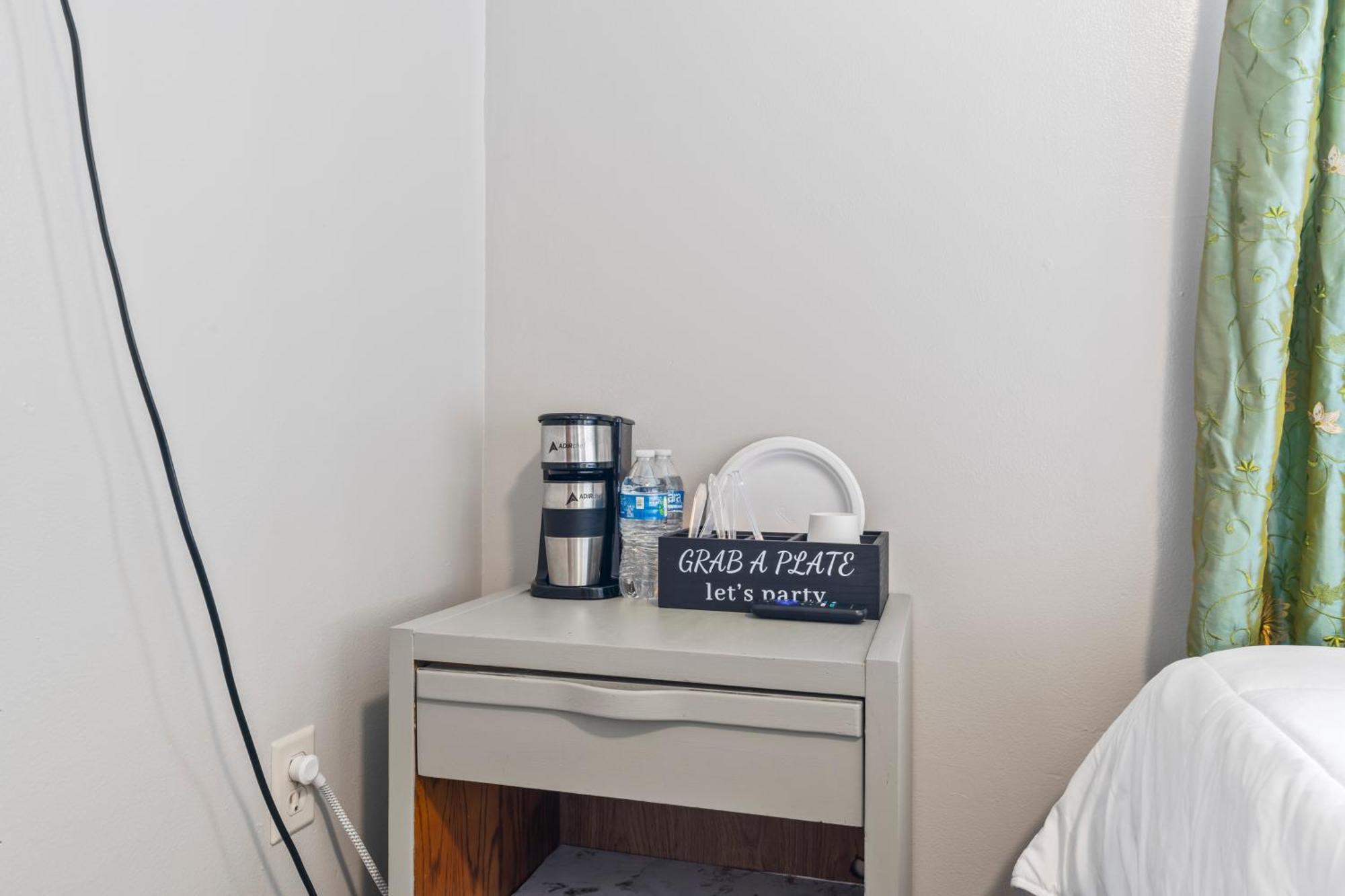 Simple Deluxe Private Room แองเคอเรจ ภายนอก รูปภาพ